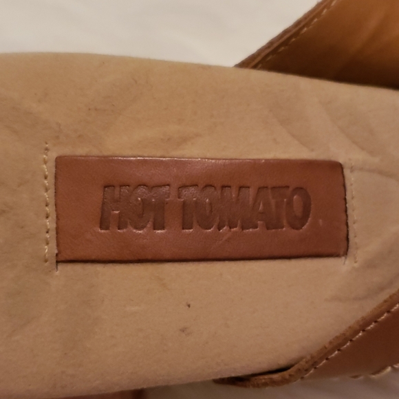 Hot Tomato Wedge Sandal Size 9M - Picture 4 of 7